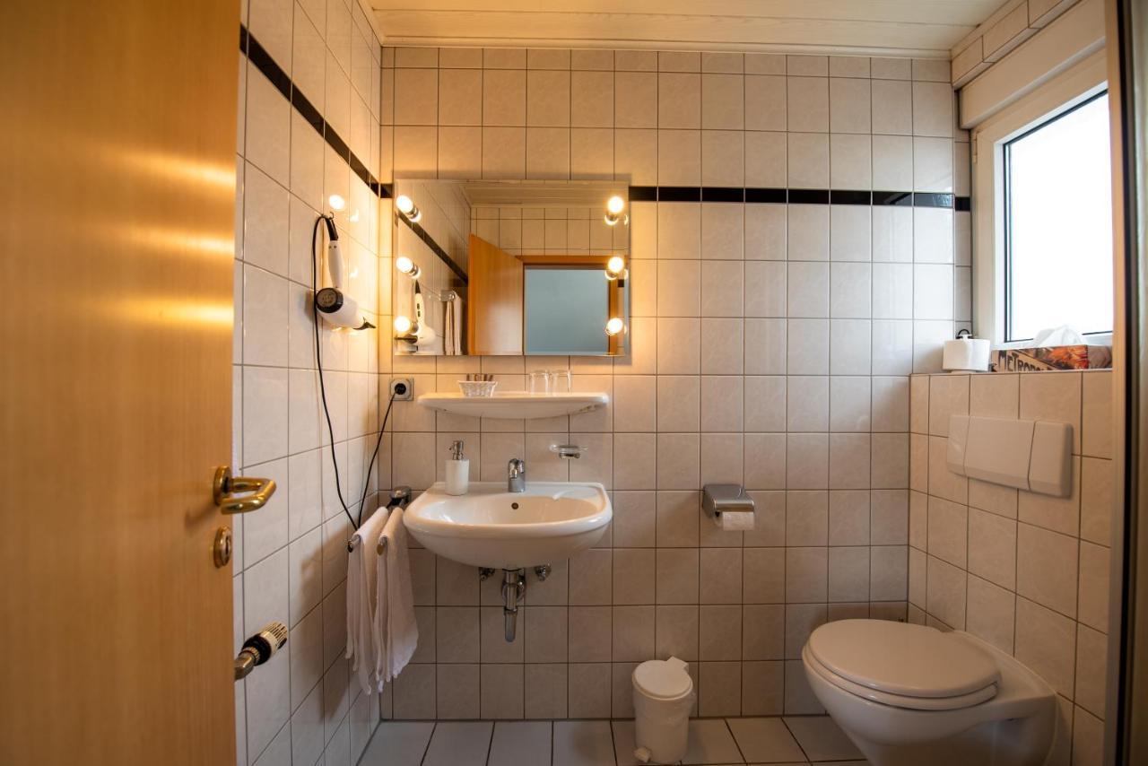 Hotel Schatulle Laufersweiler ภายนอก รูปภาพ