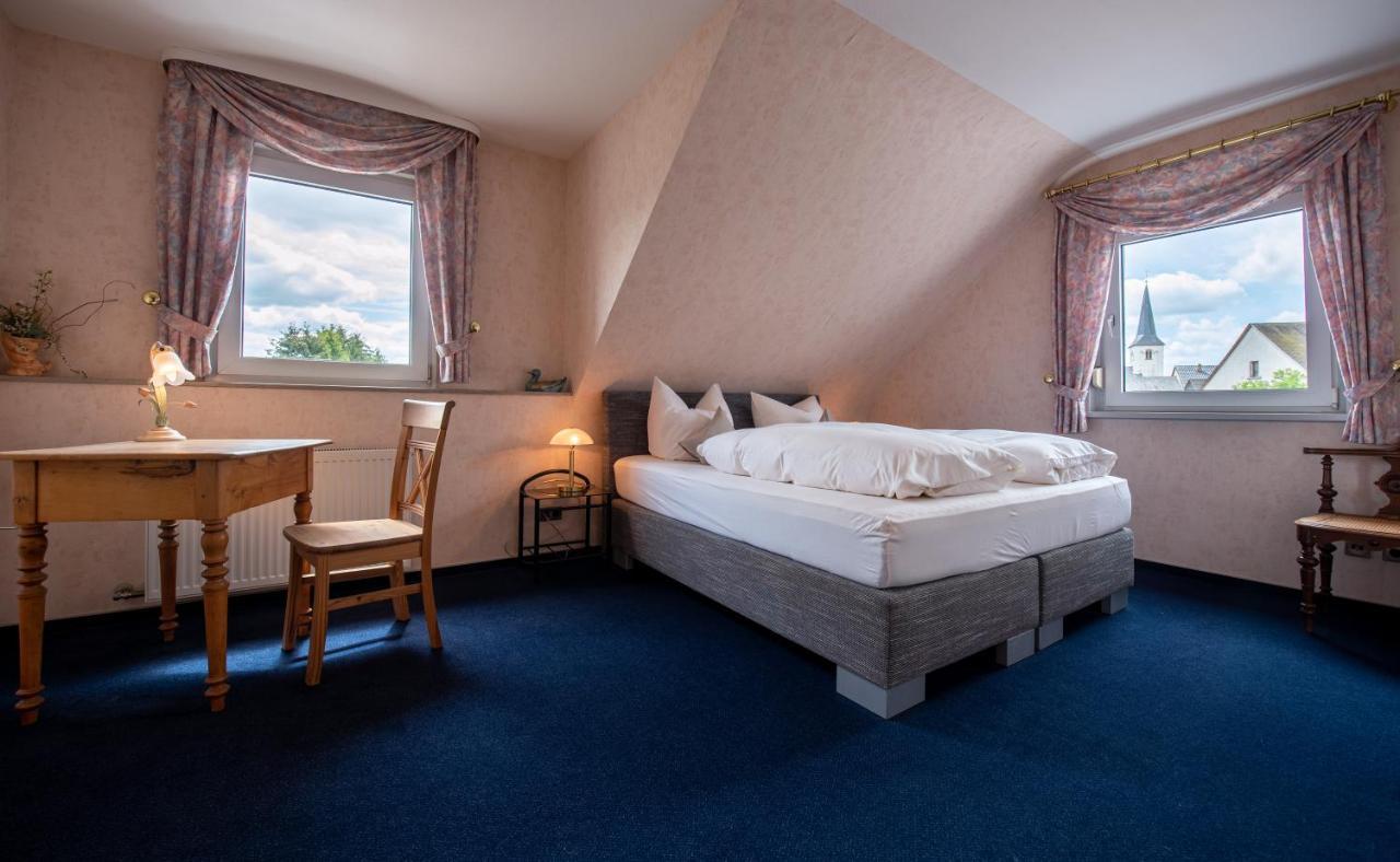 Hotel Schatulle Laufersweiler ภายนอก รูปภาพ